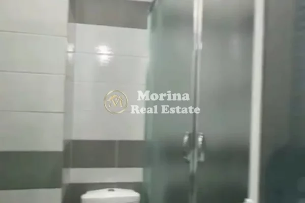 Shtepi ne shitje Apartament ne Tirane, 2+1, Mobilimi Pjeserisht e mobiluar, Pagesa 135,000  Euro.