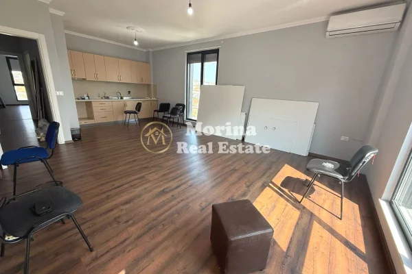 House for Rent 3+1 in Tirana - 800 Euro
