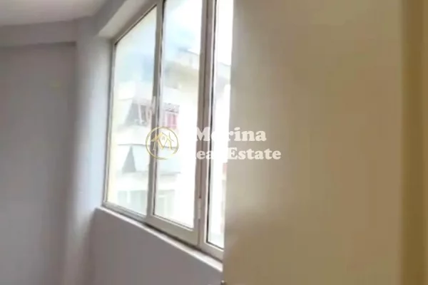Appartamento in vendita a Tirana 1+1, Vuoto