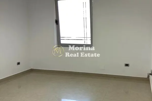 Qera | Ambjent Biznesi | Blloku, Rruga Brigada VIII | 1000 €/muaj