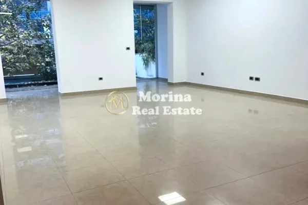 Qera | Ambjent Biznesi | Blloku, Rruga Brigada VIII | 1000 Euro/muaj