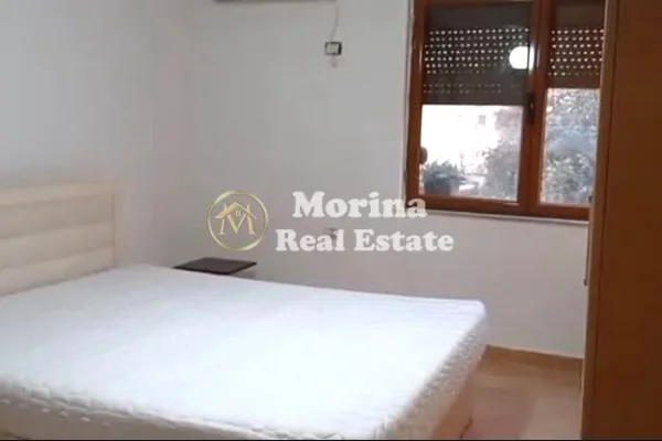 Shtepi ne shitje Apartament ne Tirane, 1+1, Mobilimi Pjeserisht e mobiluar, Pagesa 125,000  Euro.