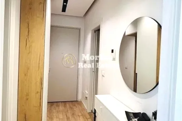 Appartamento in vendita a Tirana 1+1, Arredato