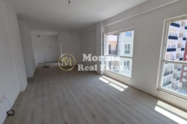 Shtepi ne shitje Apartament ne Tirane, 2+1, Mobilimi Bosh, pa mobiluar, Pagesa 200,000  Euro.