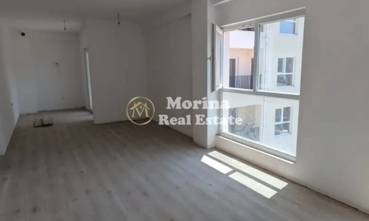 Shtepi ne shitje Apartament ne Tirane, 2+1, Mobilimi Bosh, pa mobiluar, Pagesa 200,000  Euro.