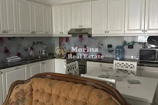 Shtepi ne shitje Apartament ne Tirane, 1+1, Mobilimi E mobiluar, Pagesa 155,000  Euro.