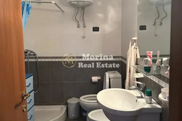 Shtepi ne shitje Apartament ne Tirane, 1+1, Mobilimi E mobiluar, Pagesa 155,000  Euro.