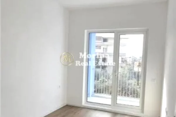 Appartamento in vendita a Tirana 1+1, Arredato