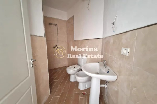 Shtepi ne shitje Apartament ne Tirane, 2+1, Mobilimi Bosh, pa mobiluar, Pagesa 105,000  Euro.