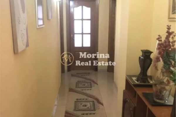 Shtepi ne shitje Apartament ne Tirane, 3+1, Mobilimi E mobiluar, Pagesa 380,000  Euro.
