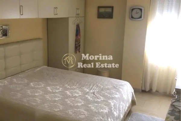 Shtepi ne shitje Apartament ne Tirane, 3+1, Mobilimi E mobiluar, Pagesa 380,000  Euro.