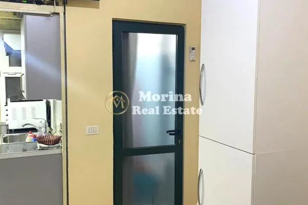 Shtepi me qera Apartament ne Tirane, Garsoniere, Mobilimi E mobiluar, Pagesa 350  Euro.