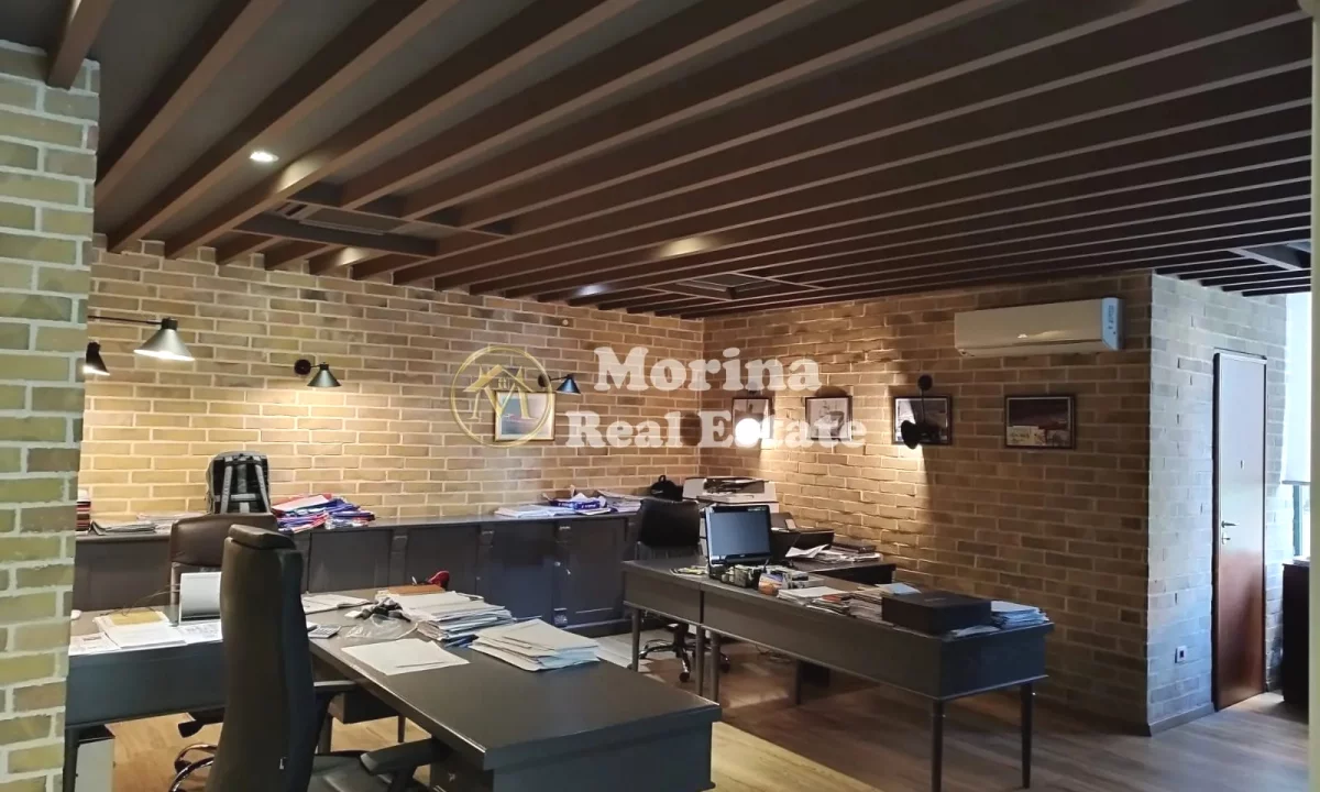 Shitje | Ambjent Biznesi | Blloku - Rruga Ibrahim Rugova | 960000 Euro