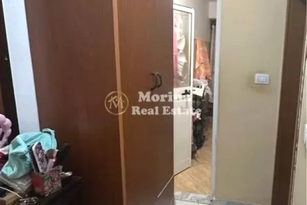 Shtepi me qera Apartament ne Tirane, 1+1, Mobilimi E mobiluar, Pagesa 400  Euro.