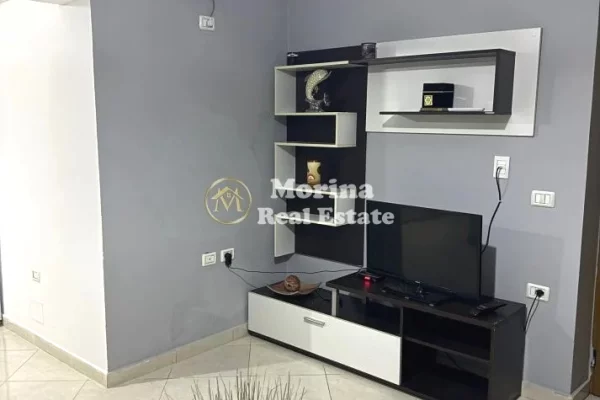 Appartamento in affitto a Tirana 2+1, Arredato