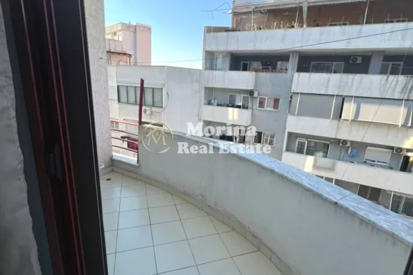 Shtepi me qera Apartament ne Tirane, 1+1, Mobilimi E mobiluar, Pagesa 350  Euro.