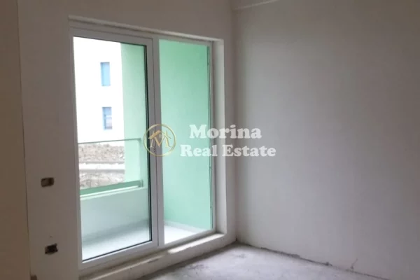 Shtepi ne shitje Apartament ne Tirane, 1+1, Mobilimi Bosh, pa mobiluar, Pagesa 73,000  Euro.