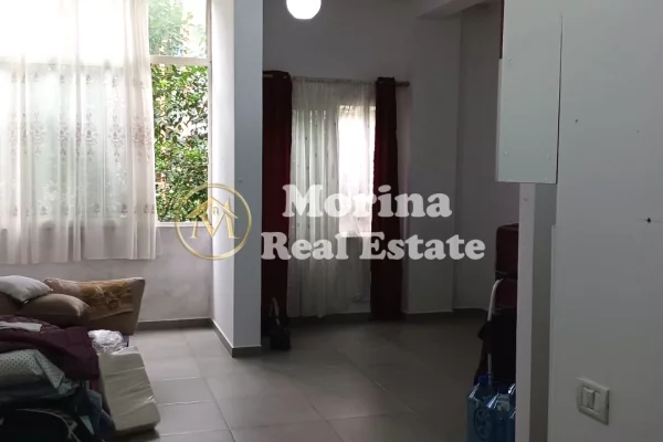 Shtepi me qera Apartament ne Tirane, Garsoniere, Mobilimi E mobiluar, Pagesa 300  Euro.