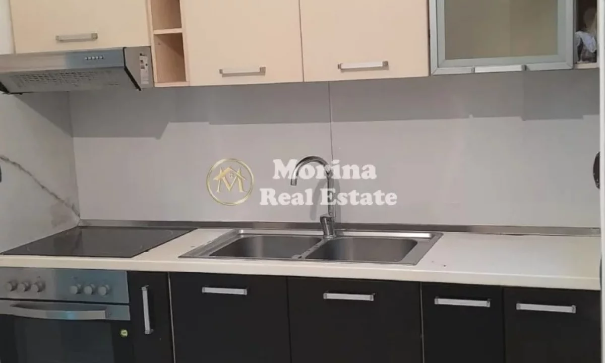 Casa privata/Indipendente in affitto a Tirana 1+1, Arredato