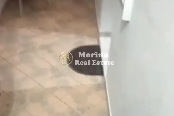 Shtepi me qera Shtepi Private ne Tirane, 1+1, Mobilimi E mobiluar, Pagesa 250  Euro.