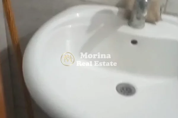 Shtepi me qera Shtepi Private ne Tirane, 1+1, Mobilimi E mobiluar, Pagesa 250  Euro.