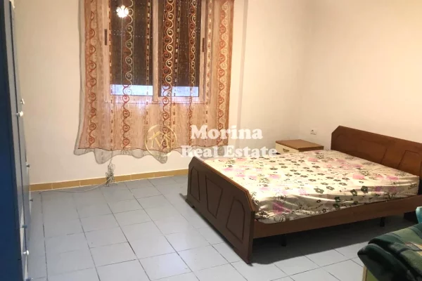 Shtepi me qera Shtepi Private ne Tirane, 2+1, Mobilimi E mobiluar, Pagesa 350  Euro.