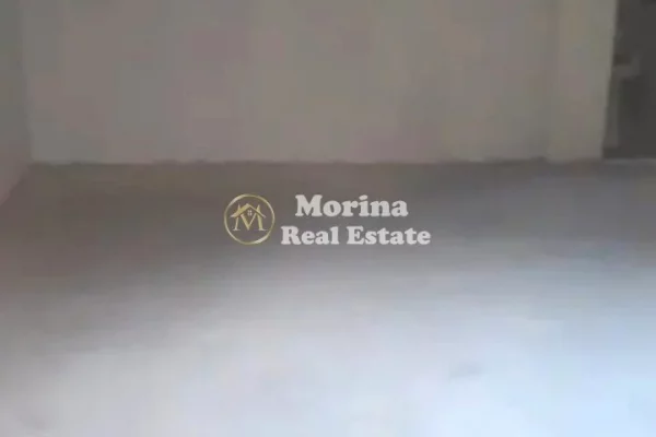 Ambient biznesi me qera 4+1 ne Tirane - 700 Euro