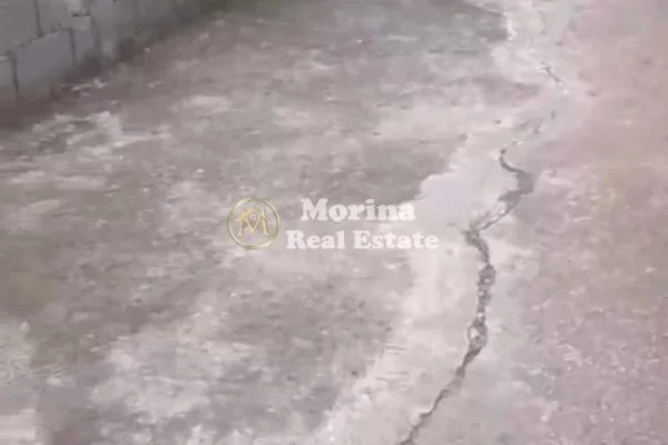 Qera | Magazine | 21 Dhjetori | 700 Euro/muaj