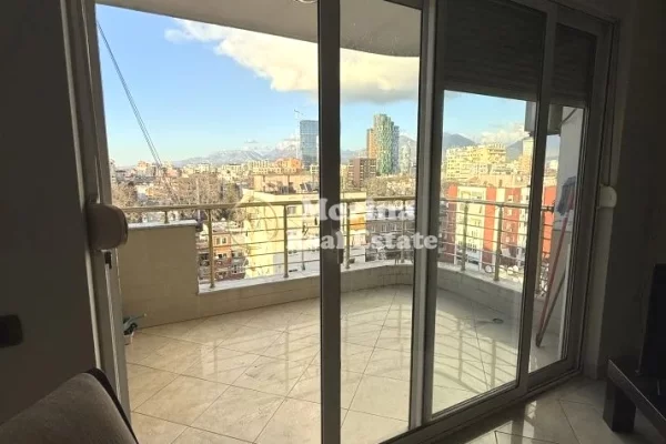 Appartamento in affitto a Tirana 2+1, Arredato