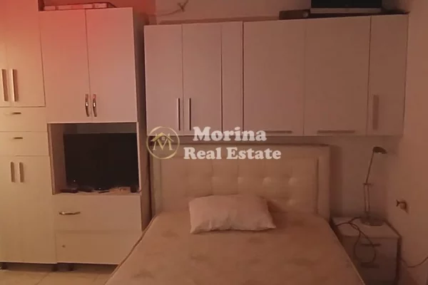 Shtepi me qera Apartament ne Tirane, 1+1, Mobilimi E mobiluar, Pagesa 250  Euro.