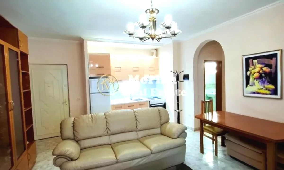 Shtepi me qera Apartament ne Tirane, 1+1, Mobilimi E mobiluar, Pagesa 550  Euro.