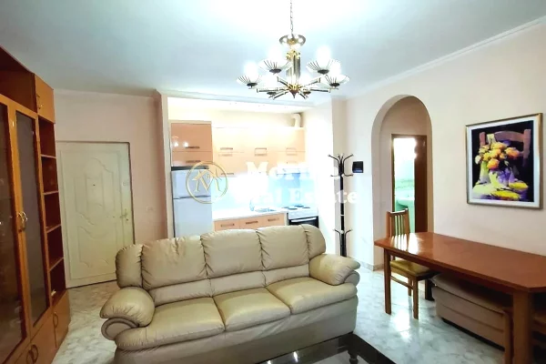 Shtepi me qera Apartament ne Tirane, 1+1, Mobilimi E mobiluar, Pagesa 550  Euro.