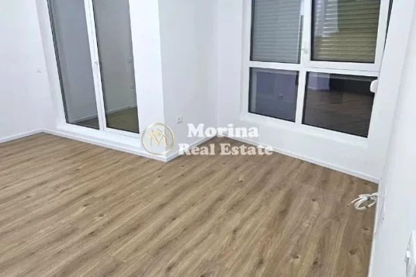 Appartamento in affitto a Tirana 1+1, Vuoto
