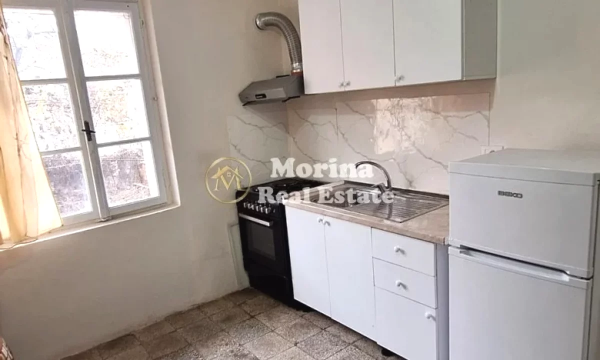 Shtepi me qera Apartament ne Tirane, 1+1, Mobilimi E mobiluar, Pagesa 280  Euro.