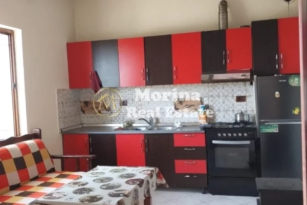 Shtepi me qera Apartament ne Tirane, 2+1, Mobilimi E mobiluar, Pagesa 350  Euro.