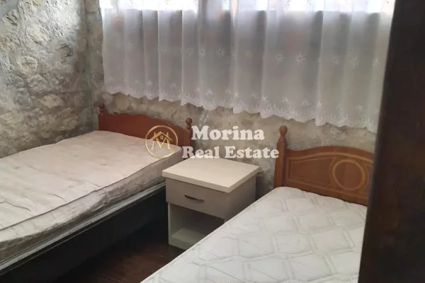 Casa privata/Indipendente in affitto a Tirana 1+1, Arredato