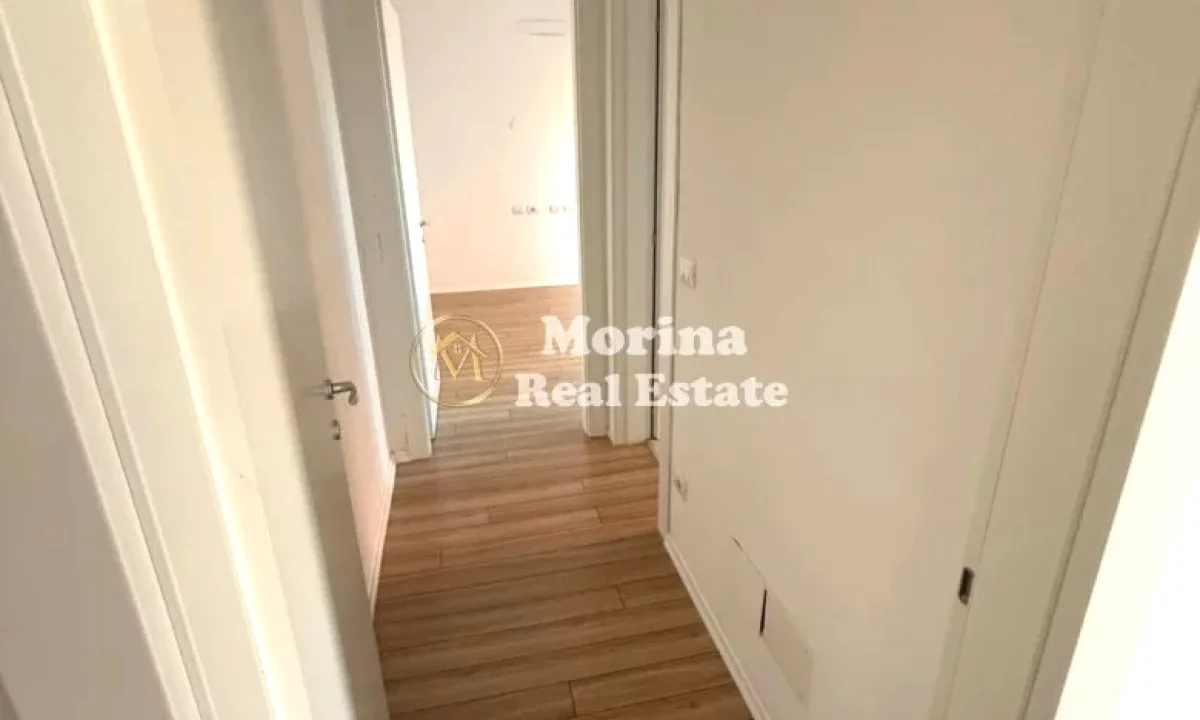 Qera | Ambjent Biznesi | Rruga e Kavajes | 1200 Euro/muaj