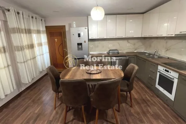 Shtepi me qera Apartament ne Tirane, 3+1, Mobilimi E mobiluar, Pagesa 600  Euro.