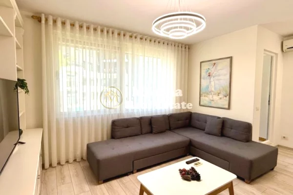 Casa in affitto 1+1 a Tirana - 800 Euro
