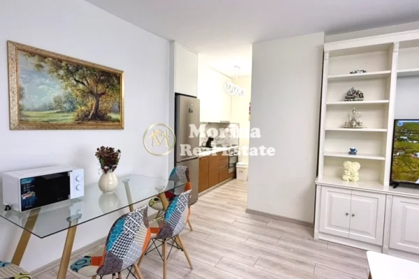 Appartamento in affitto a Tirana 1+1, Arredato