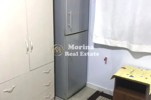 Casa privata/Indipendente in affitto a Tirana Garsoniere, Arredato