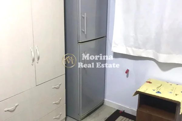 Casa privata/Indipendente in affitto a Tirana Garsoniere, Arredato