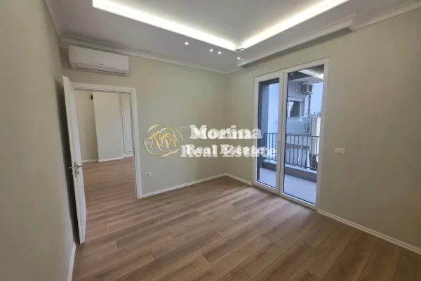 Ambient biznesi me qera 3+1 ne Tirane - 700 Euro