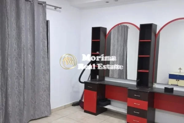 Shtepi me qera Shtepi Private ne Tirane, 3+1, Mobilimi E mobiluar, Pagesa 500  Euro.