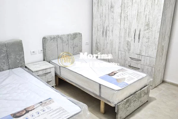 Shtepi me qera Apartament ne Tirane, 2+1, Mobilimi E mobiluar, Pagesa 400  Euro.