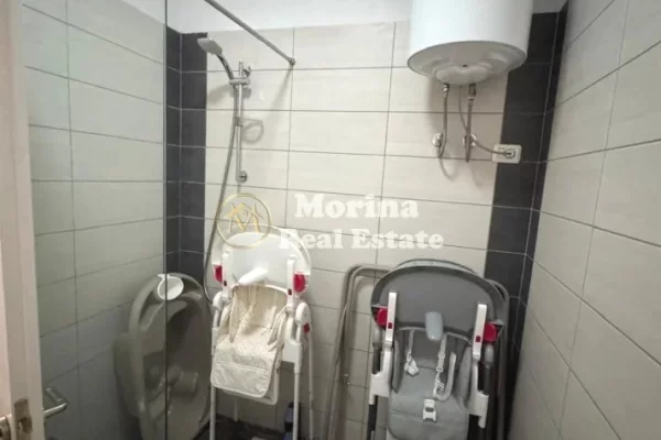 Appartamento in affitto a Tirana 2+1, SemiArredato