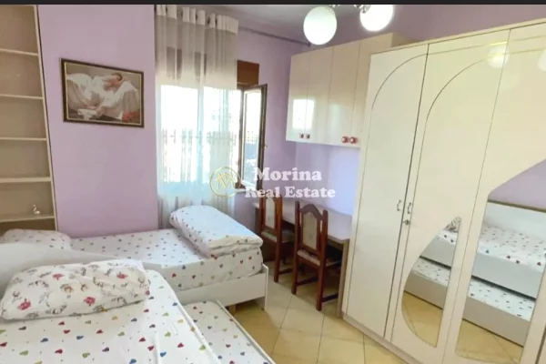 Shtepi me qera Apartament ne Tirane, 2+1, Mobilimi Pjeserisht e mobiluar, Pagesa 850  Euro.