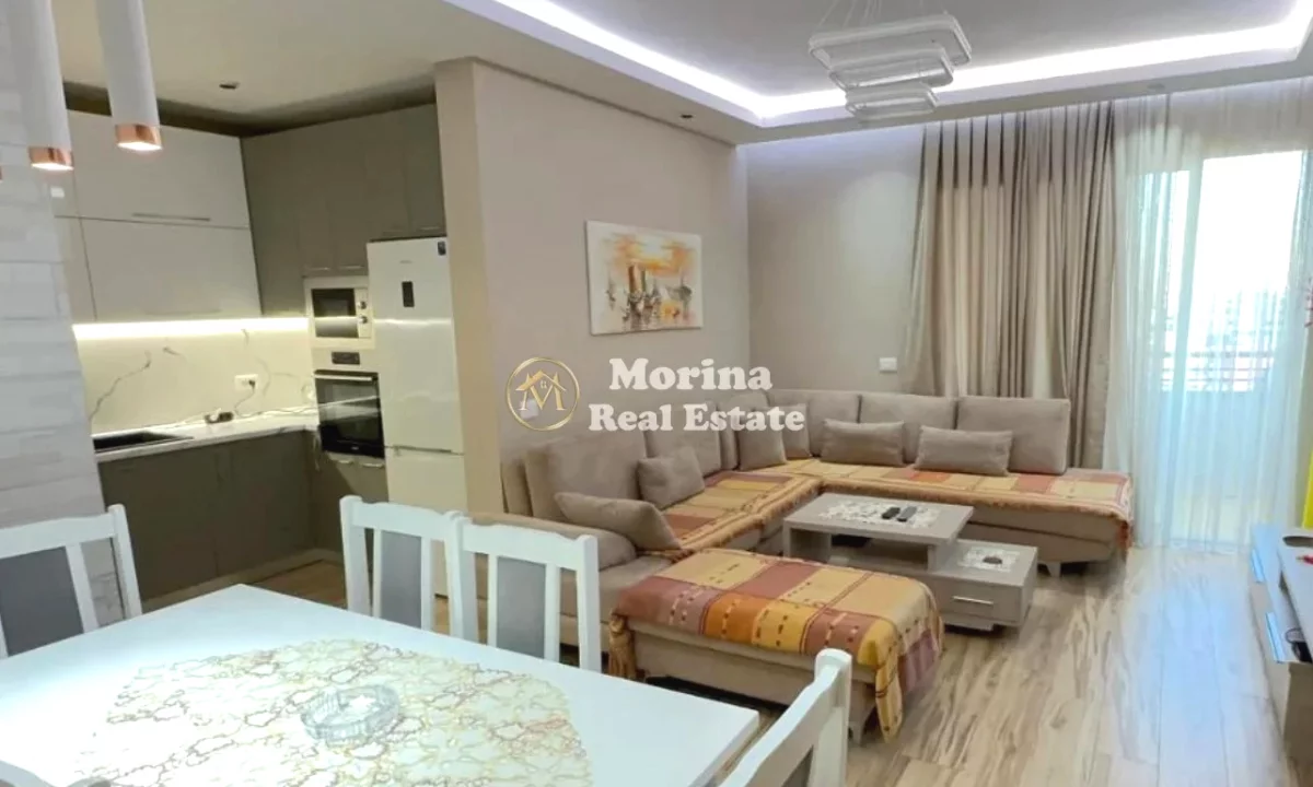 Shtepi me qera Apartament ne Tirane, 2+1, Mobilimi Pjeserisht e mobiluar, Pagesa 850  Euro.