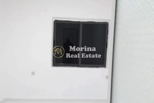 Shtepi me qera Apartament ne Tirane, 2+1, Mobilimi Bosh, pa mobiluar, Pagesa 350  Euro.