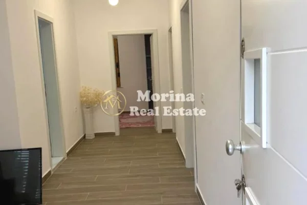 Casa privata/Indipendente in affitto a Tirana 2+1, Arredato
